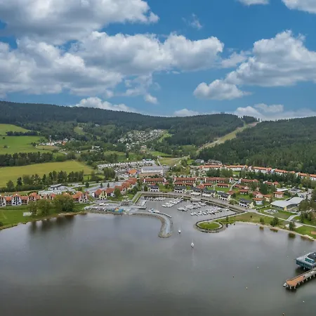 Jen Tak Lipno